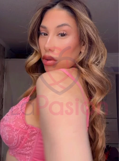 Foto secundaria de Jade, escort chilena en Escuela militar